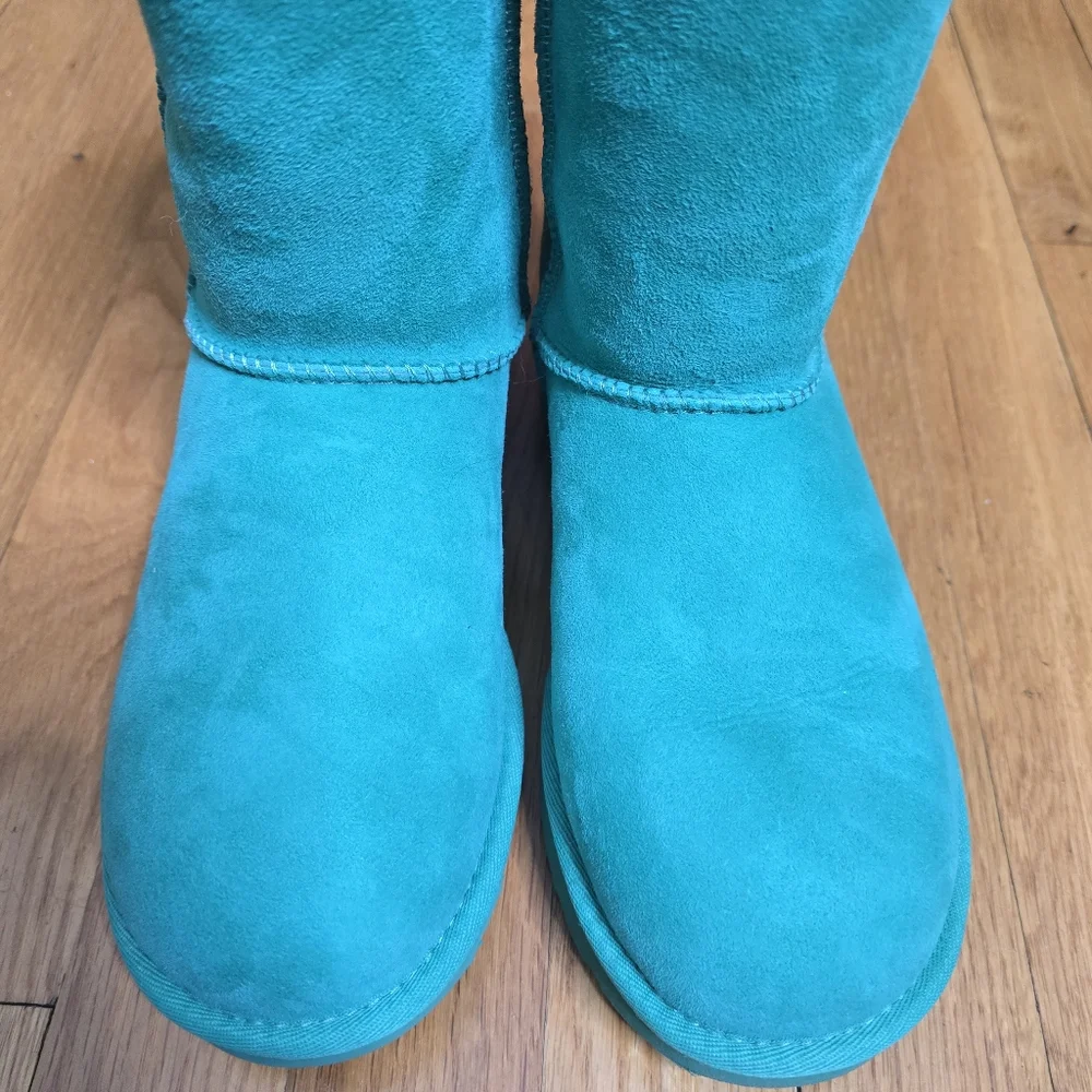 UGG Classic Short II Boots Emerald Green Size 5 - Picture 6 of 14